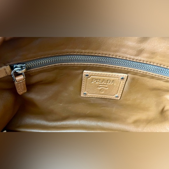 ❤️ SALE!!! ❤️ Prada Caramel Saffiano Leather Shoulder Bag - Picture 12 of 14